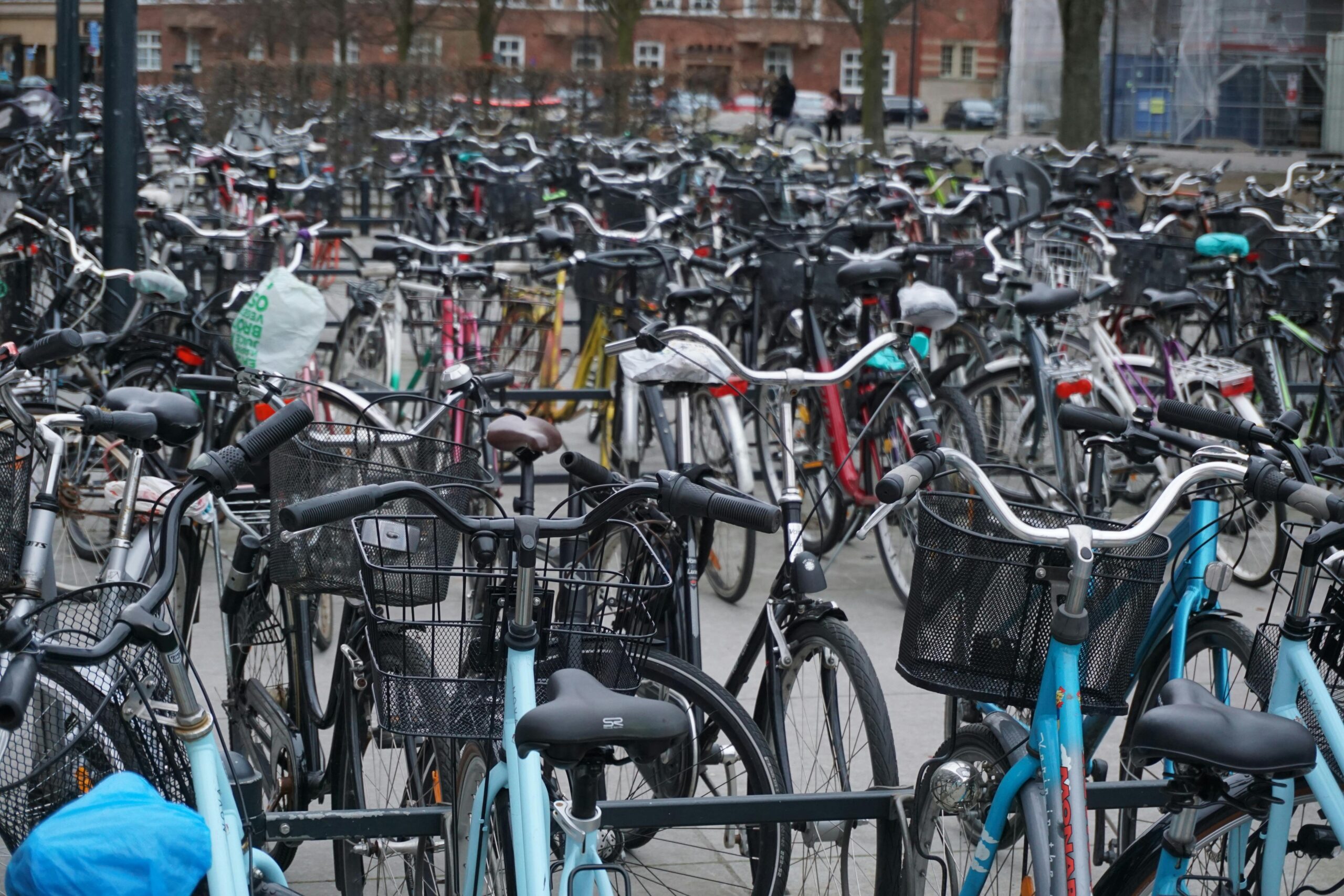 Kostenloses Stock Foto zu bike, biking, brick